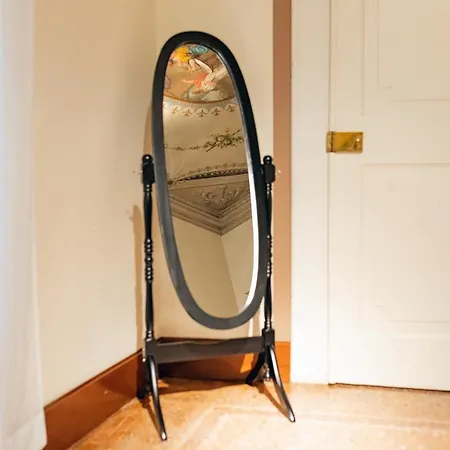 Private Parking Centro Storico: L'affresco Apartamento