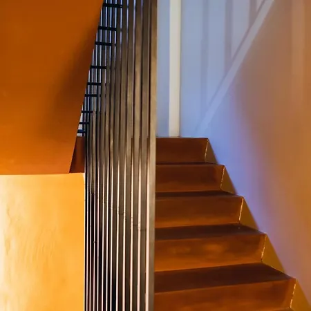 Private Parking Centro Storico: L'affresco *