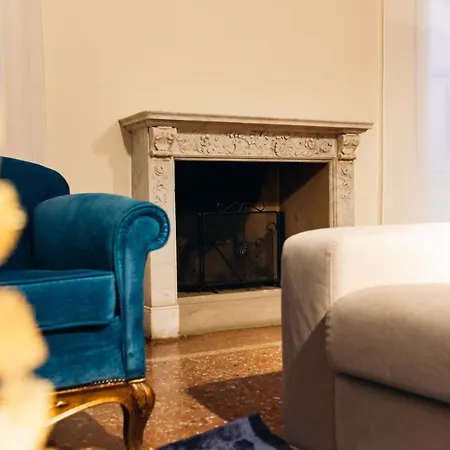 Apartamento Private Parking Centro Storico: L'affresco *