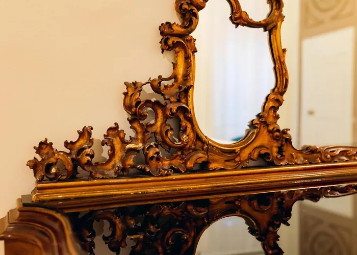 Private Parking Centro Storico: L'affresco Lägenhet Bologna