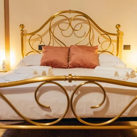 公寓 Private Parking Centro Storico: L'affresco