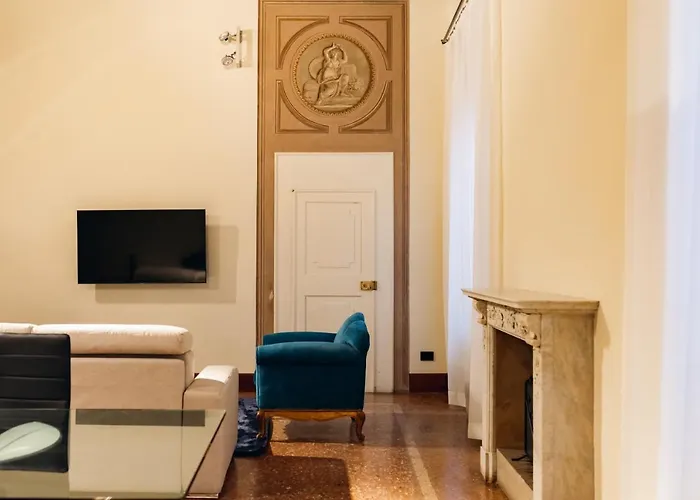 Apartment Private Parking Centro Storico: L'affresco