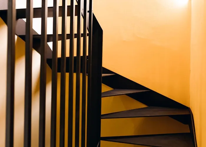 Private Parking Centro Storico: L'affresco *