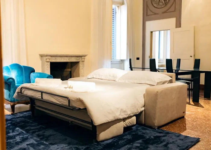 Apartment Private Parking Centro Storico: L'affresco *