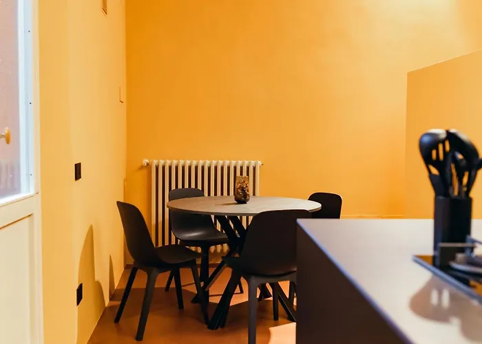 Private Parking Centro Storico: L'affresco شقة *