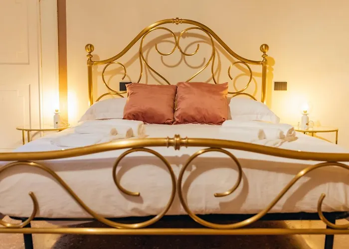 شقة Private Parking Centro Storico: L'affresco